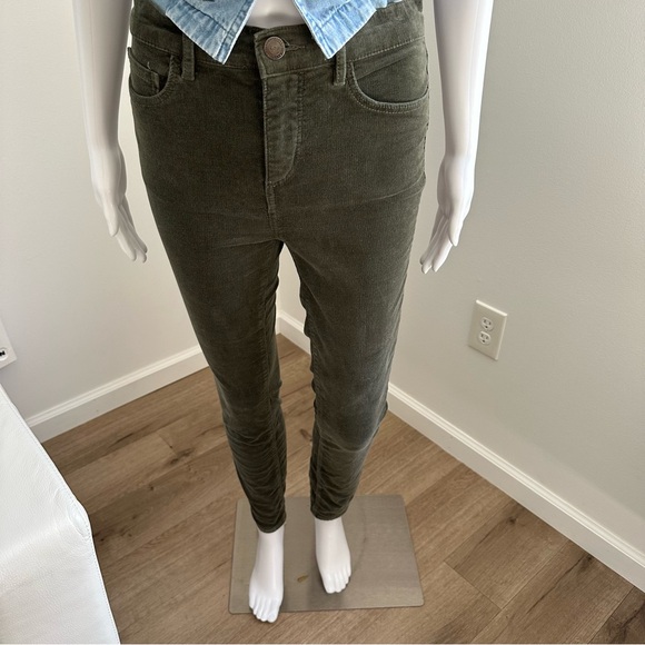 Loft Corduroy Skinny Green Pants (size0/25) - Picture 1 of 9
